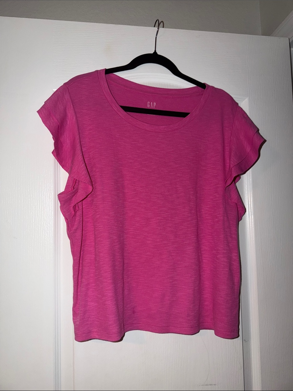 GAP Hot Pink Ruffle Sleeve Tee